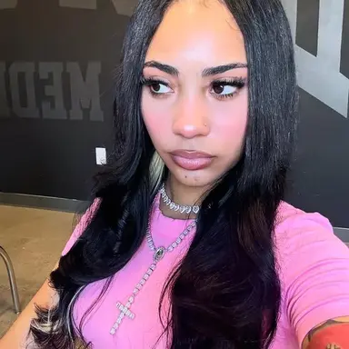 Profile image of Yasmin