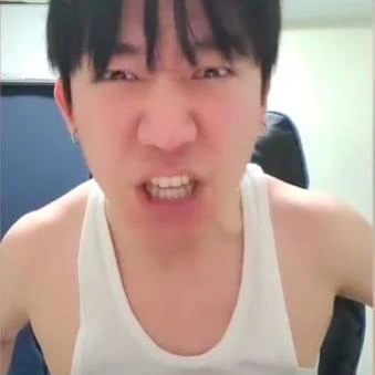 신태일