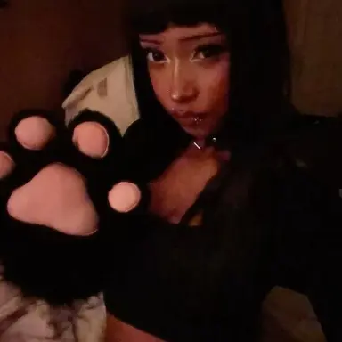 Profile image of Leah