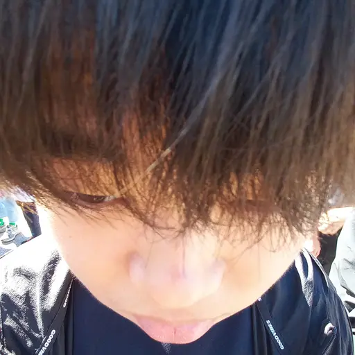 KOU3319의 이윤호