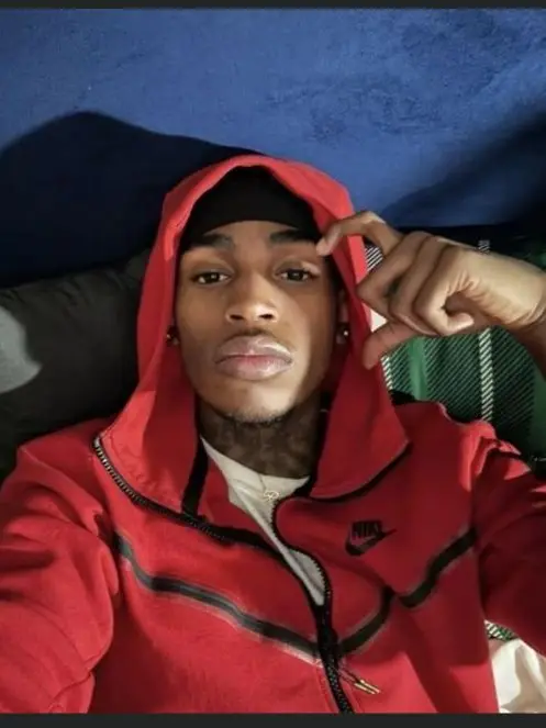 IONKNWYULOLO의 I Hate Him… But I Let Him In Every Time