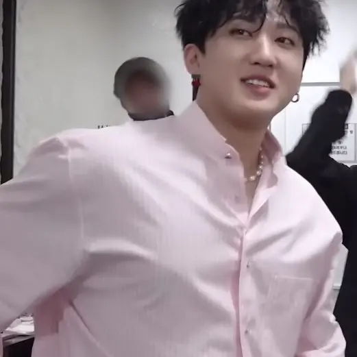 Dearbangchannnn의 Needs a Sports Bra