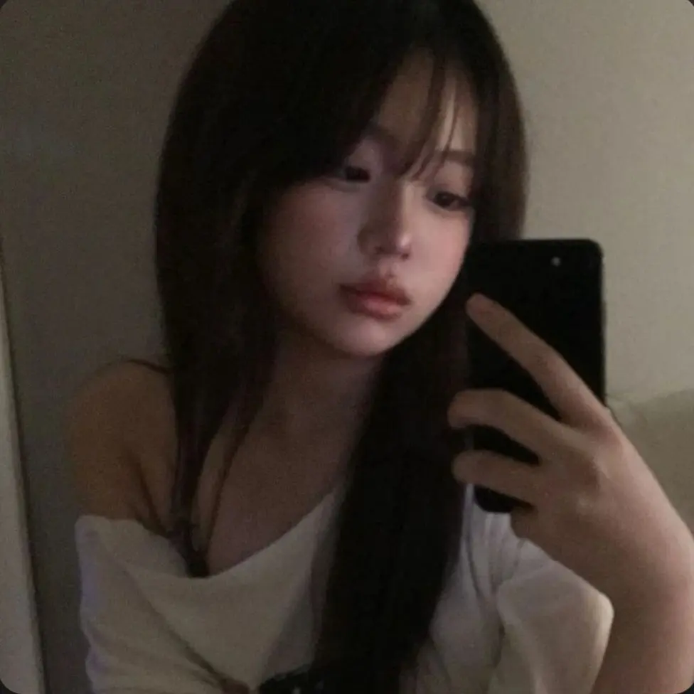 TrendyCarp2706의 4명의 여동생