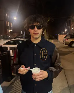 Profile image of Chris