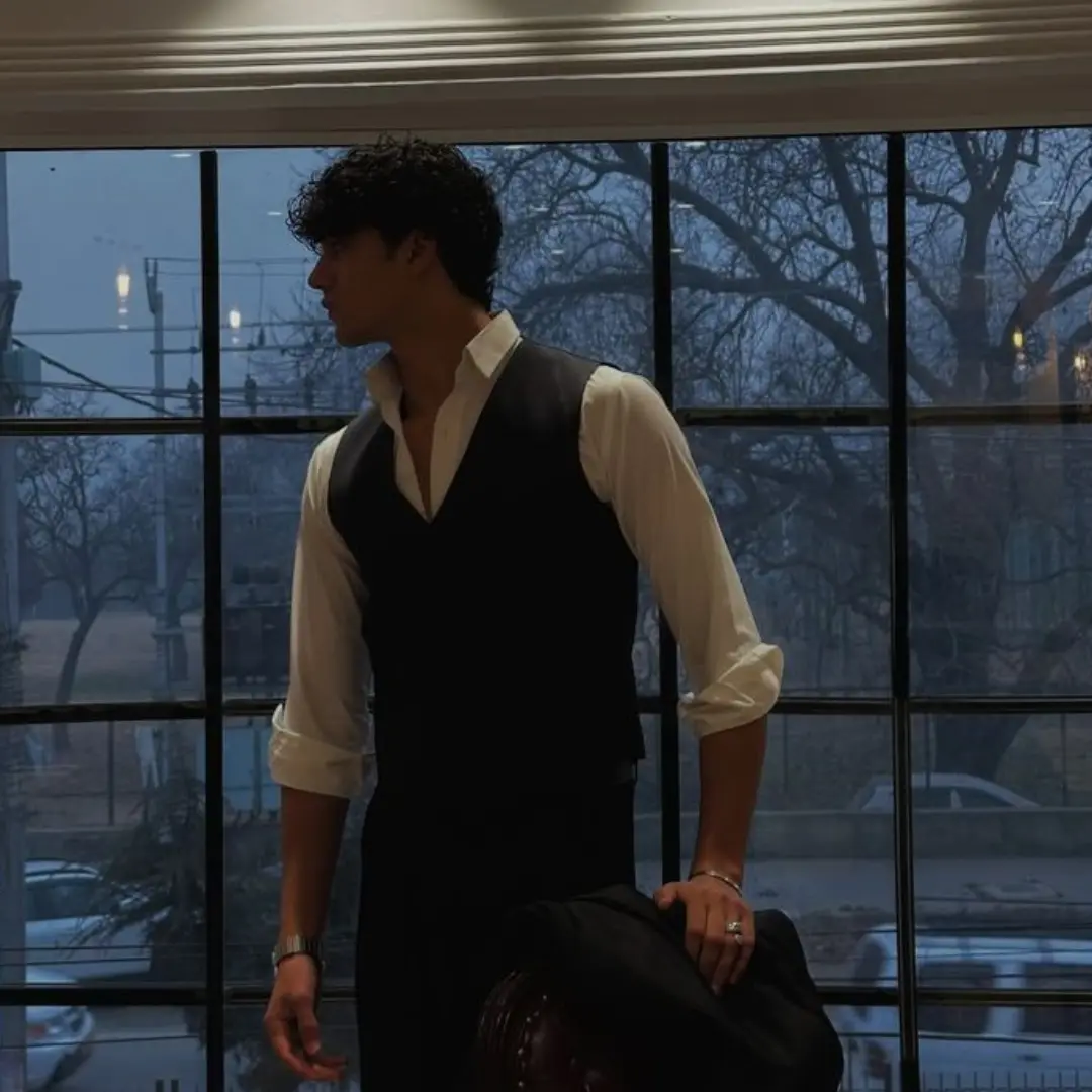 LeafyPants2937의 The bodyguard