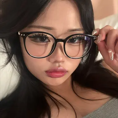 Profile image of Lisa