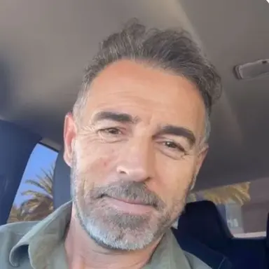 Profile image of Ryan