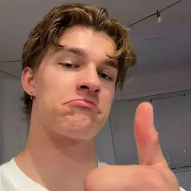 Profile image of Ethan