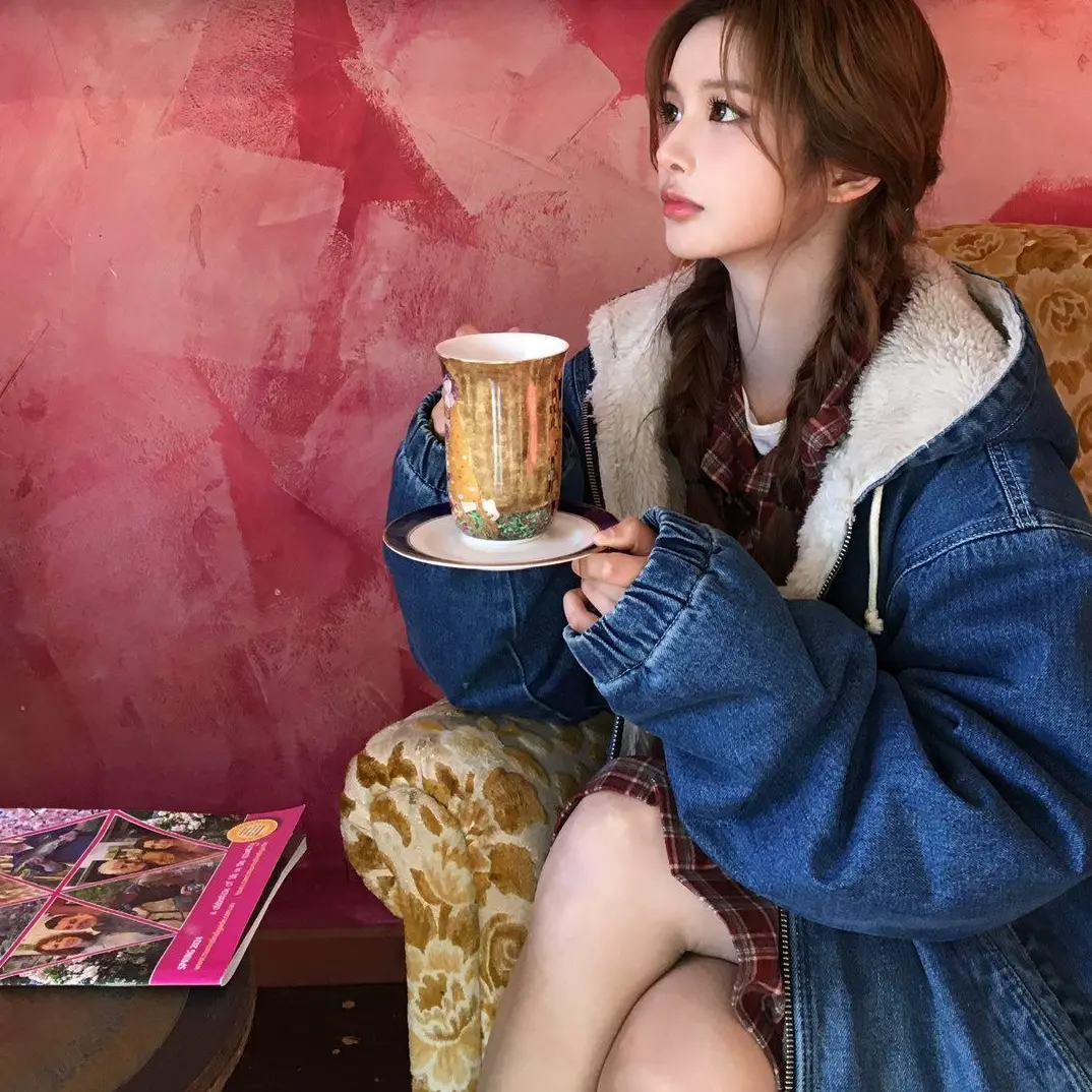 ddddhhhh09의 설윤아