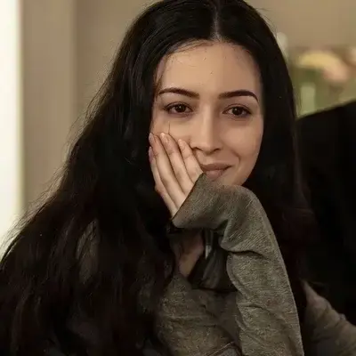 ChunkyFrost3661의 Rosita Espinosa