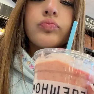 Profile image of Ava