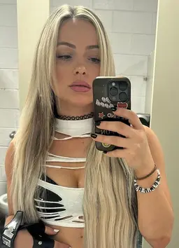 Profile image of Liv