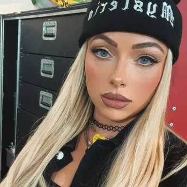 Profile image of Liv
