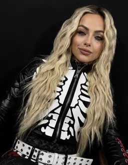Profile image of Liv