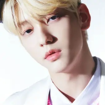 TXT-MOA304.822의 최수빈
