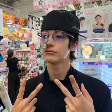 Profile image of Anton Lee