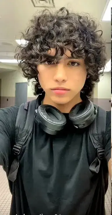 Profile image of Adrian Reyes