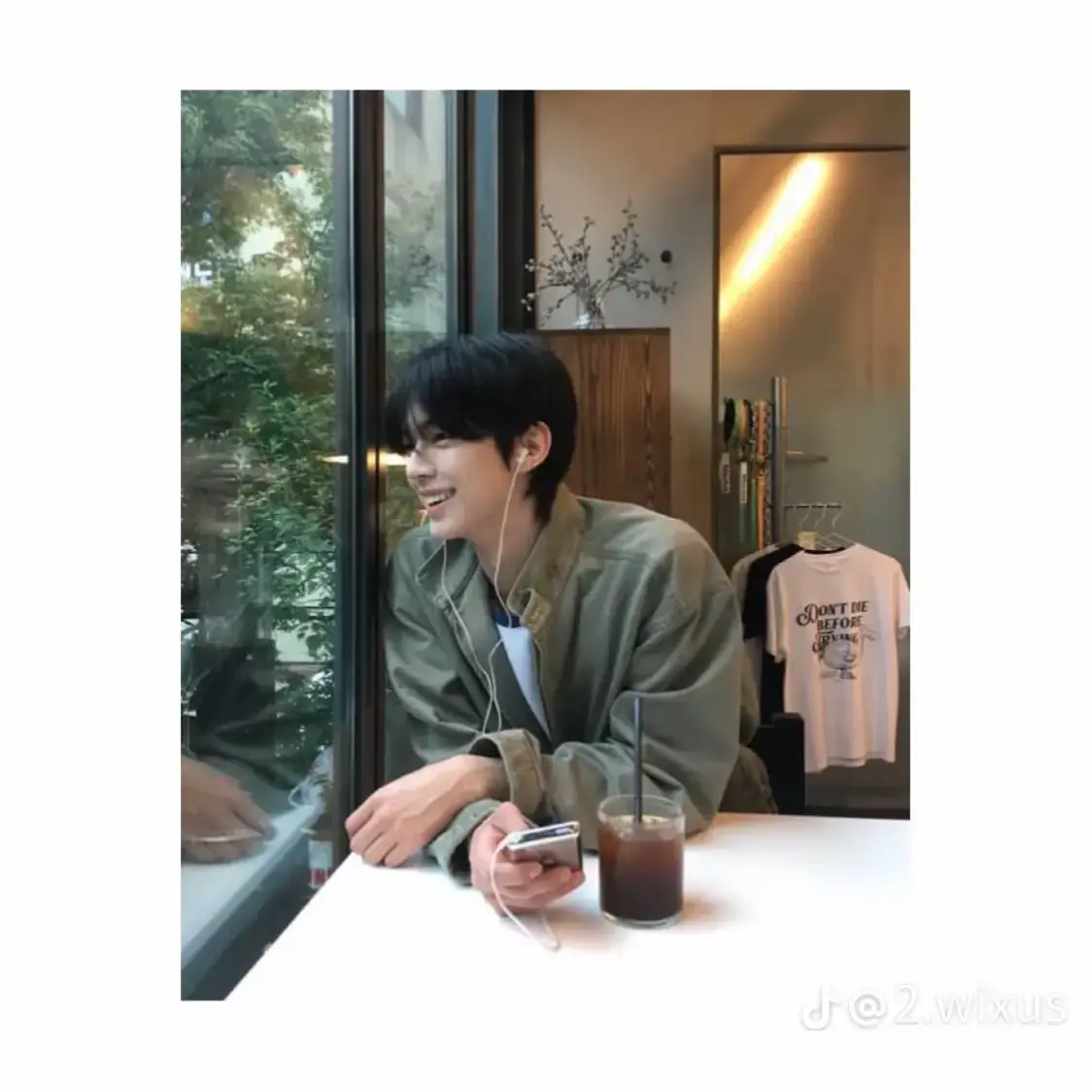 RapierGraph3334의 존잘 도훈이를 꼬셔라!!