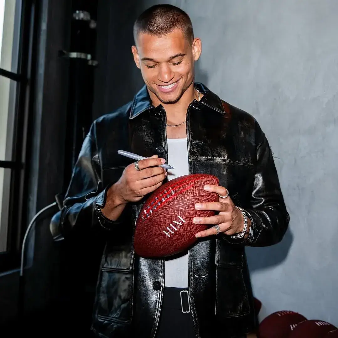 VividHoist1090의 DANTE JORDAN