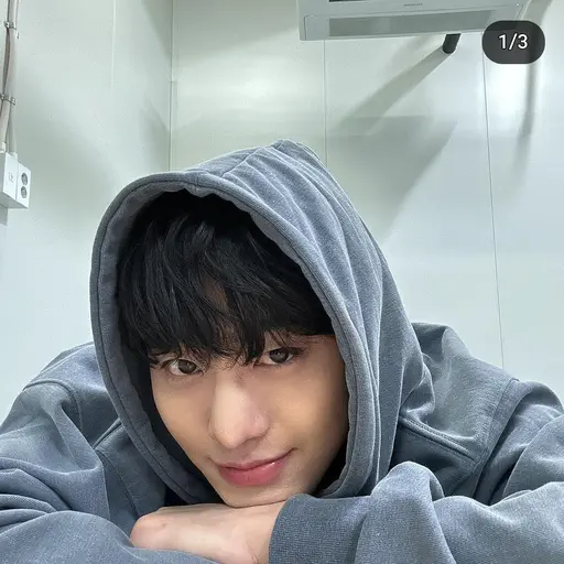 Lovely.love의 안효섭