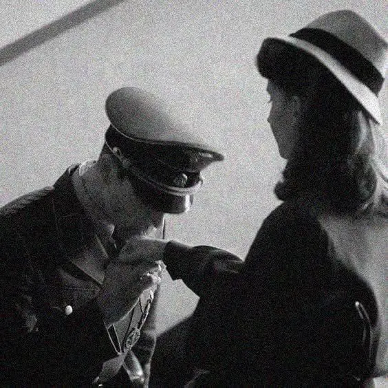 GrayPaint7462의 Shadows of the Reich