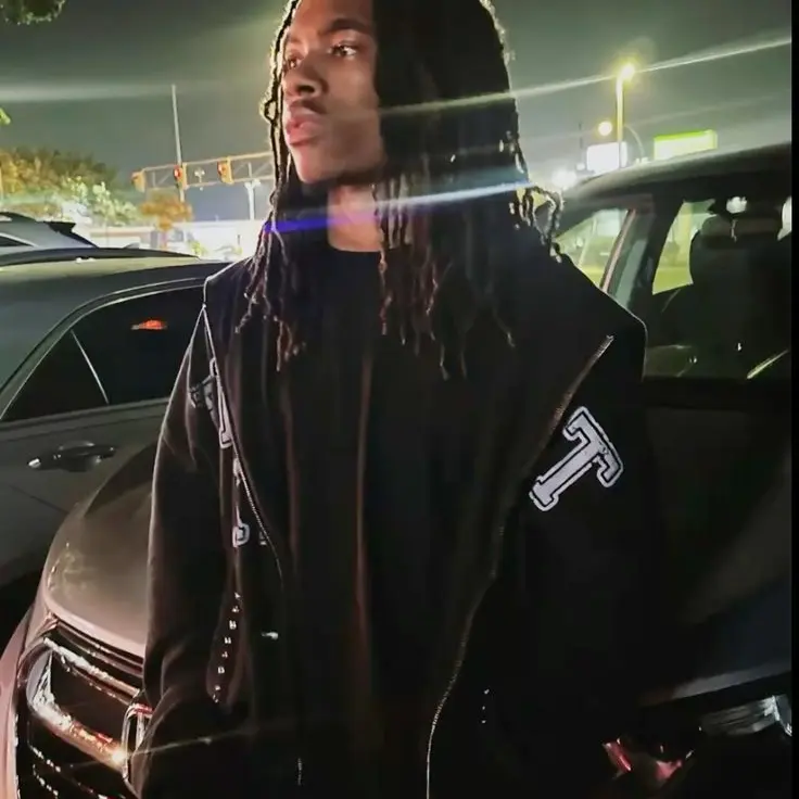 LavishMiki0862의 Block party but ur a baby mama