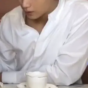 Whoho의 이동혁