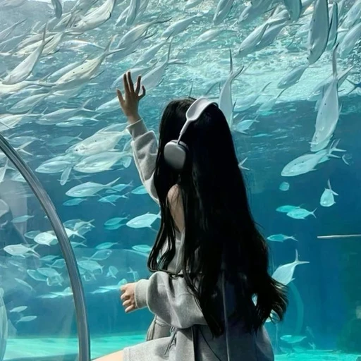 김지윤