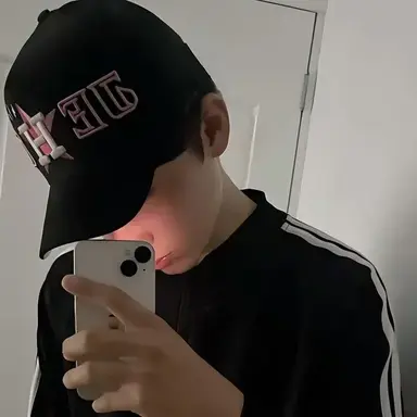 Profile image of Ethan