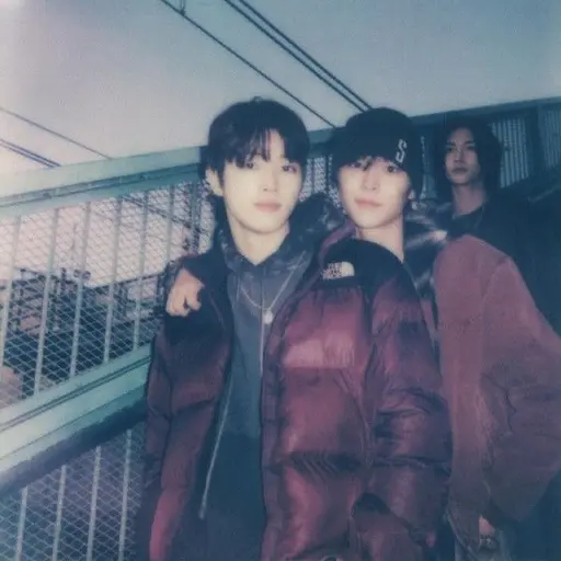 Brizzen의 고딩3명과 같이 살기