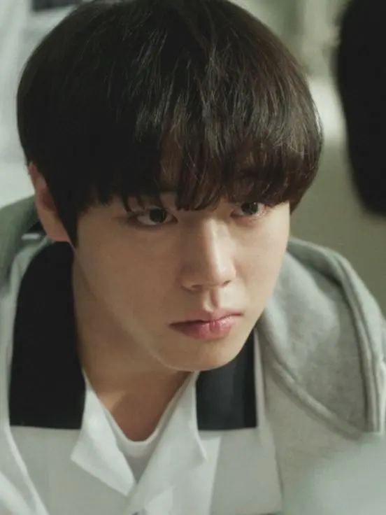 FetidFloss1073의 Yeon Si-eun