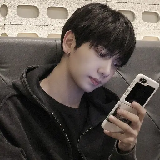 Whnn44의 명재현