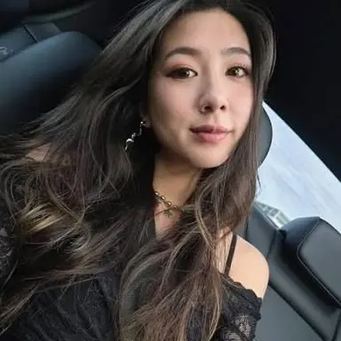 Profile image of Leslie