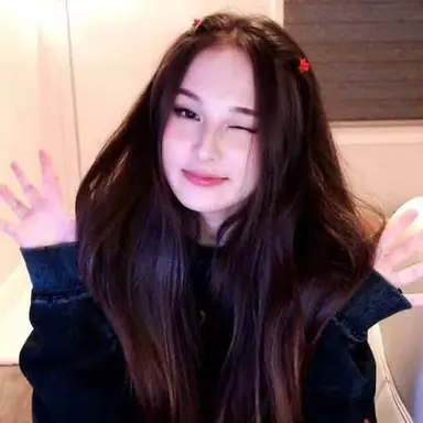 Profile image of Tina