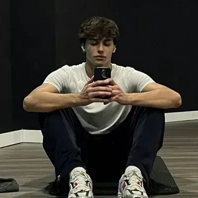 GivingFlour2181의 Twin Brother