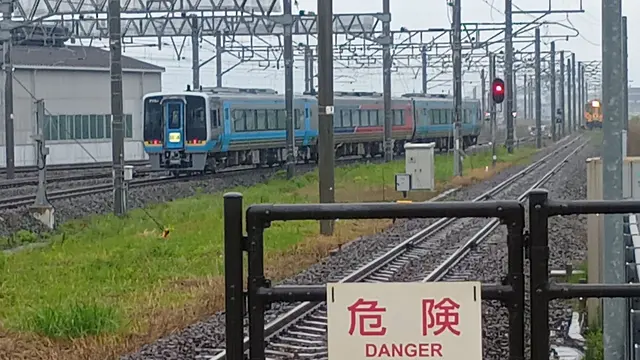 Profile image of 四国2000系気動車