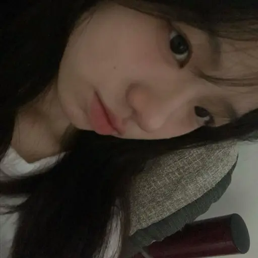 FussyGown6793의 한지유