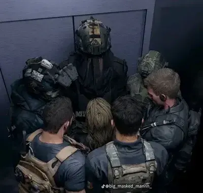 RawPast1770의 Stuck in an elevator