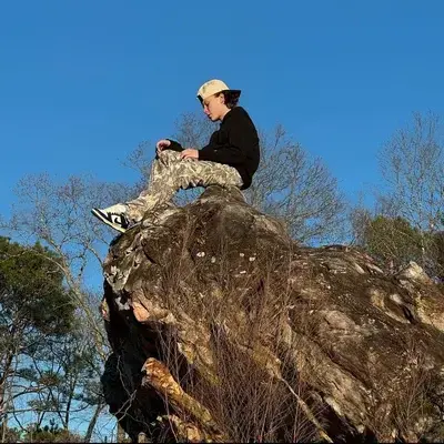 ShrillCharm1718의 Jaxon Hayes