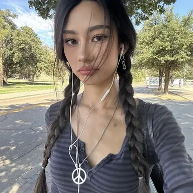 Profile image of Yuna Park