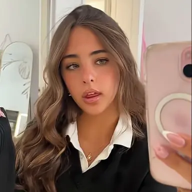 Profile image of Ava clements