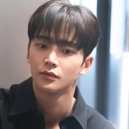 김민제