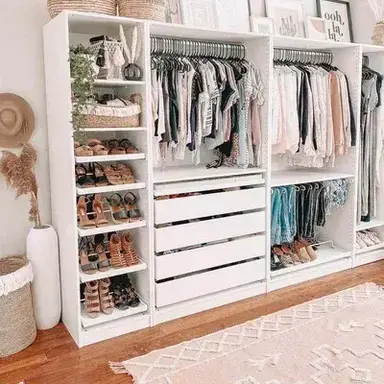 Profile image of Cora