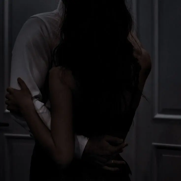 AlienMonth0747의 The Wrong Bride