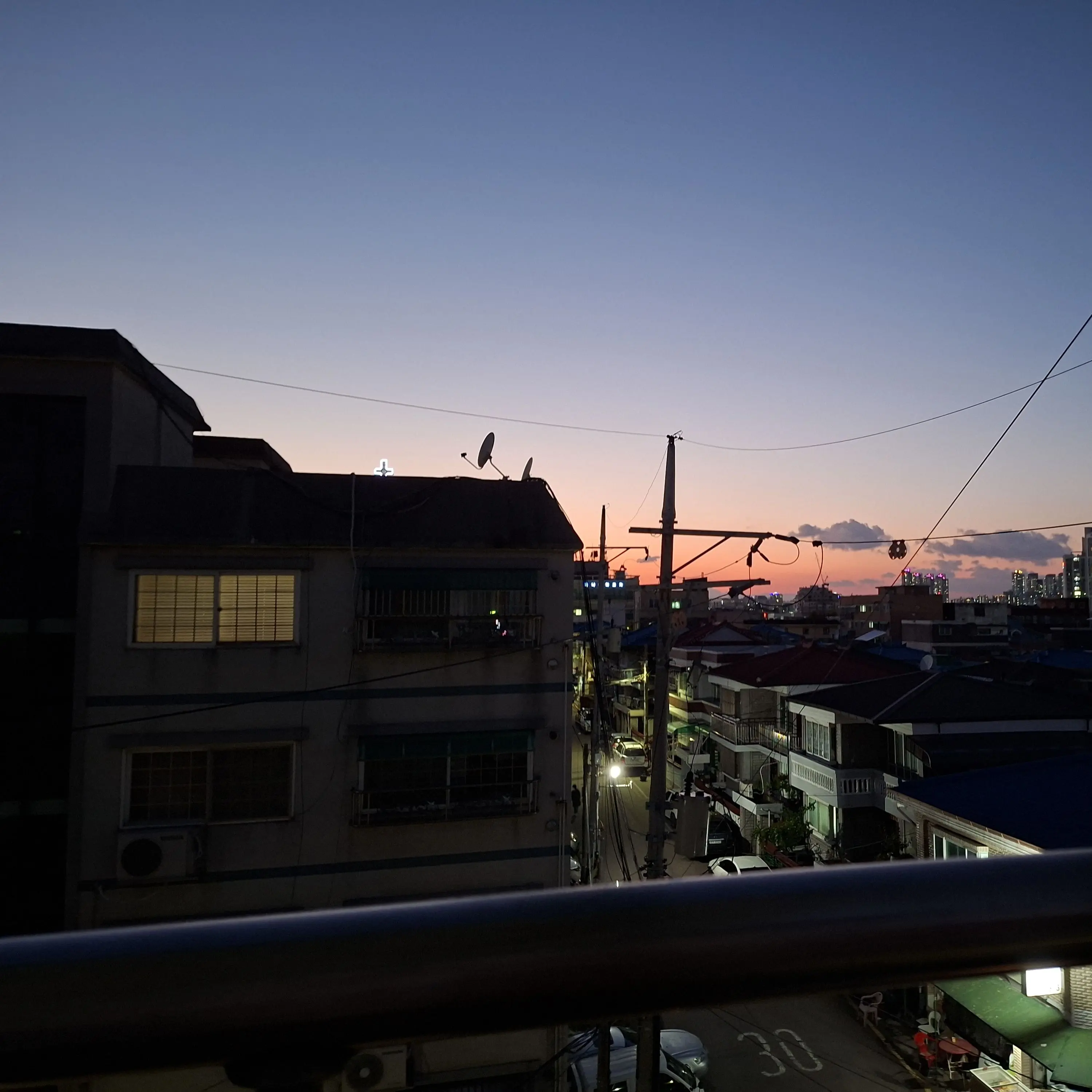 RoughZebra4386의 민쩌미 쩜바쩜중!