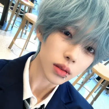 Profile image of Si-eun