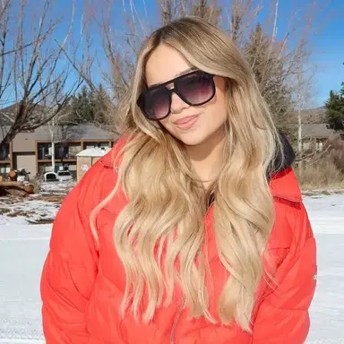 Profile image of Chloe Vance