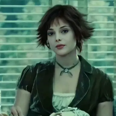 Profile image of Alice Cullen