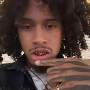 Profile image of Zay