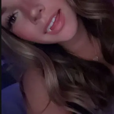 Profile image of Elianna